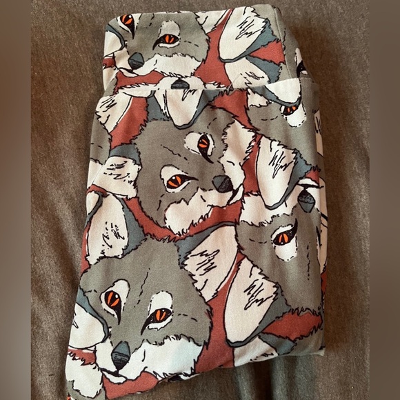 Lularoe Wolves Print Leggings OS - Picture 3 of 3